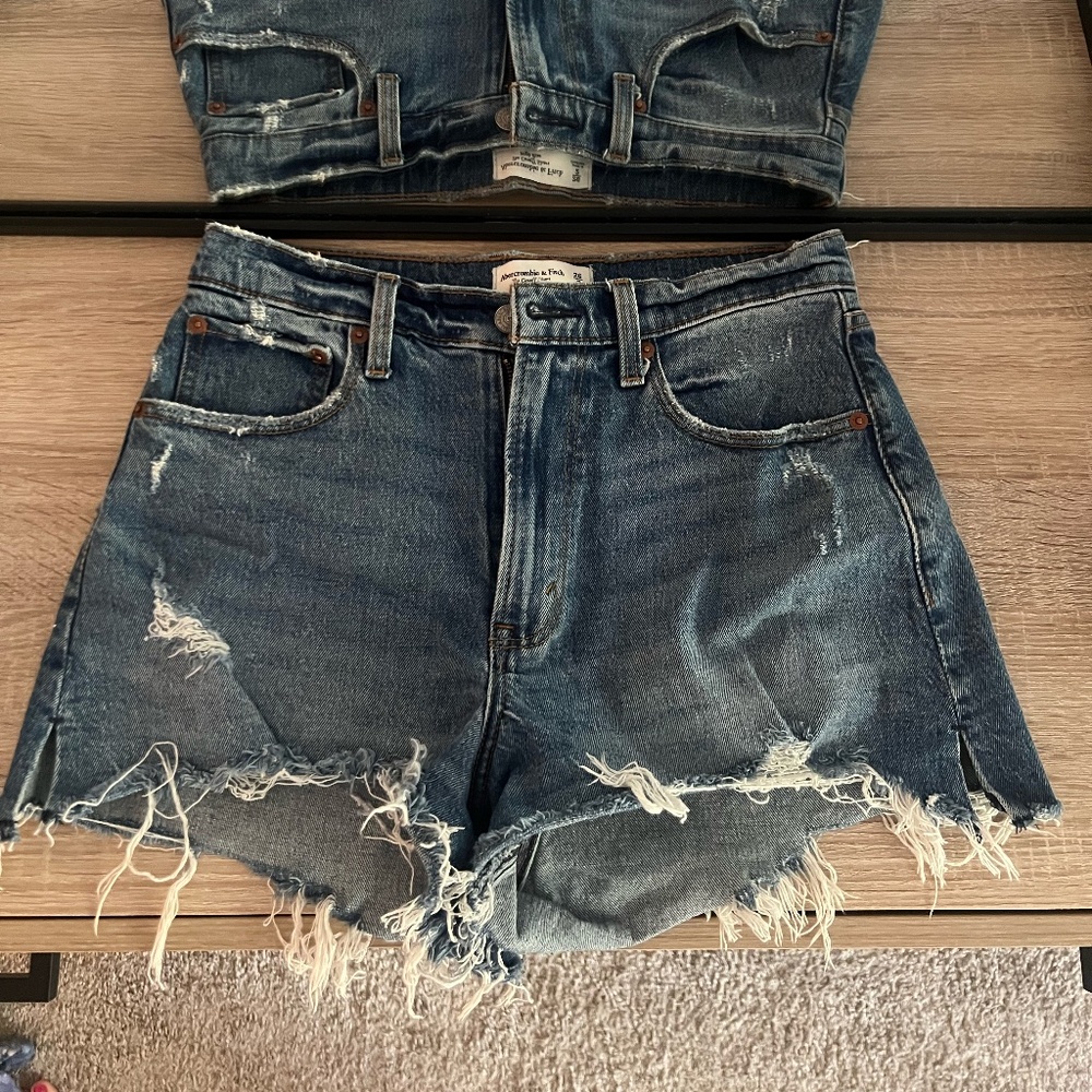 Abercrombie Curve Love Jean Short
